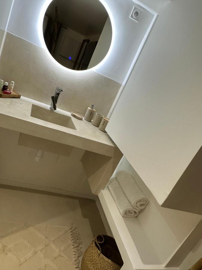 Appartement Jacuzzi Prive Avinyon Dış mekan fotoğraf